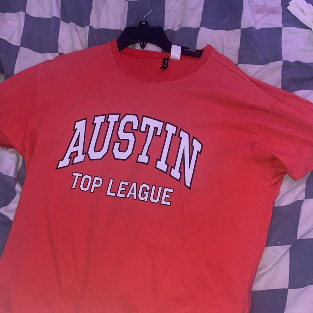 DIVIDED “austin top league” SHIRT